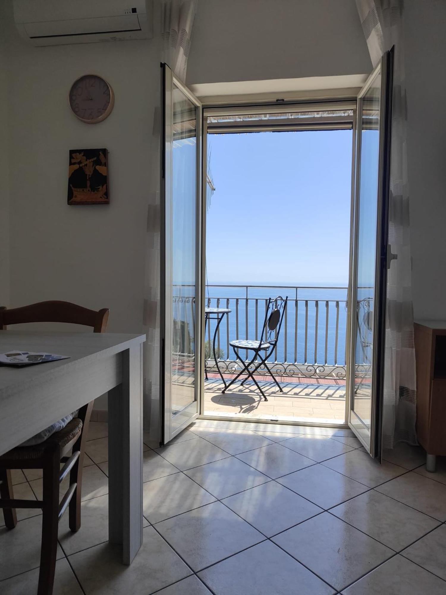 Dachi Holiday House Амалфи Екстериор снимка