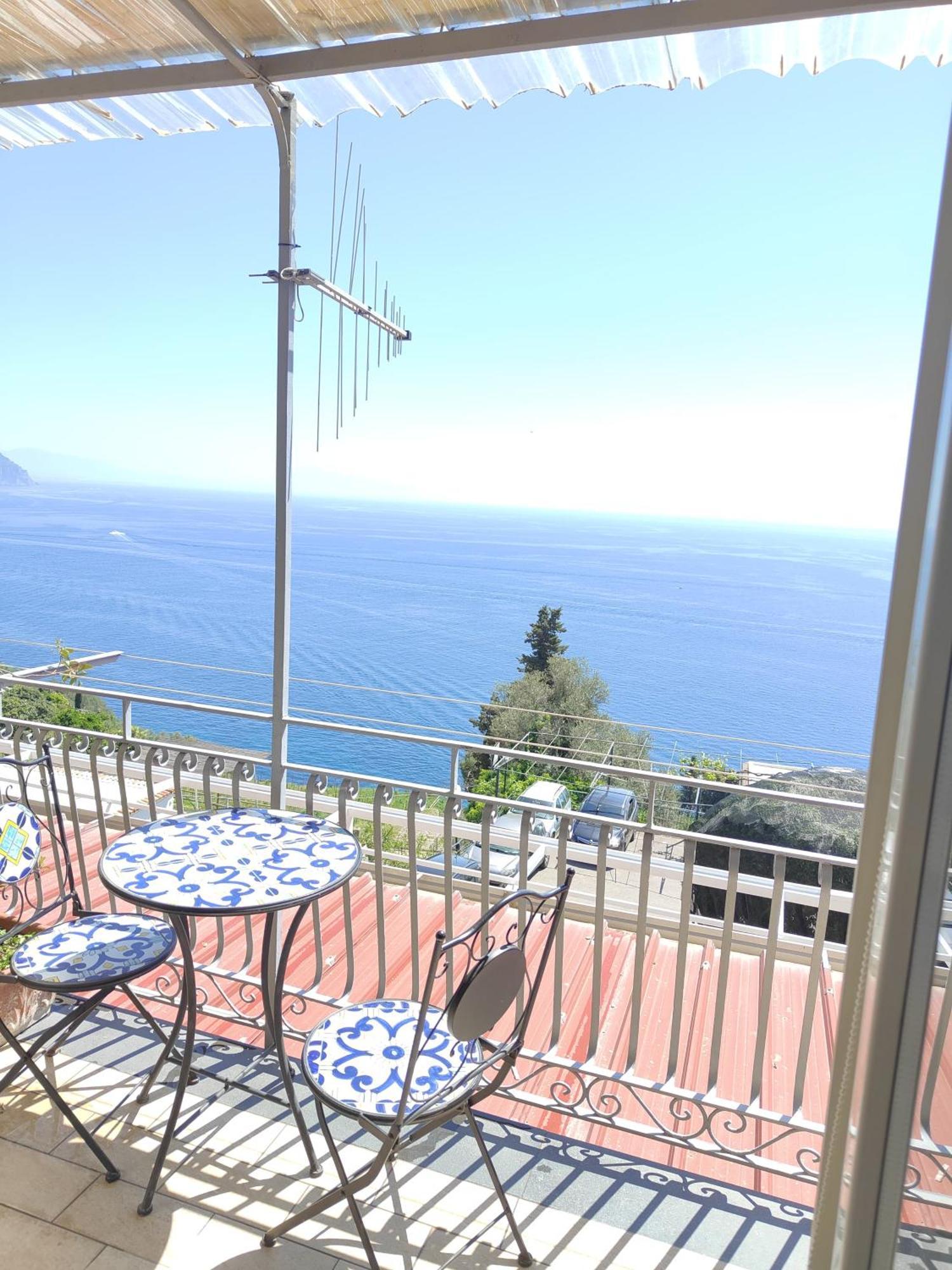 Dachi Holiday House Амалфи Екстериор снимка